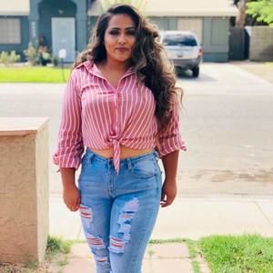 Meet your Posher, Mercedes